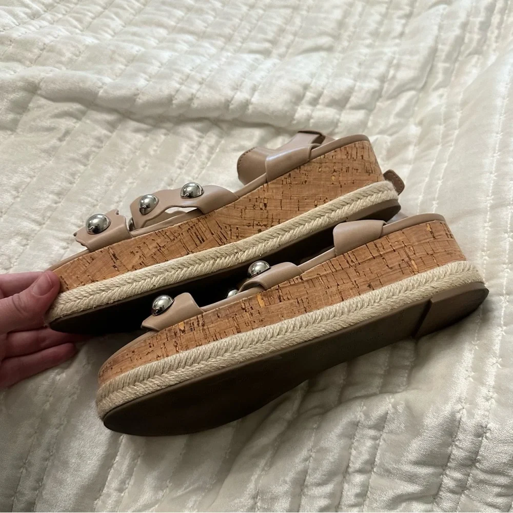 Marc fisher studded Beige Platform Sandals sz 7.5‎